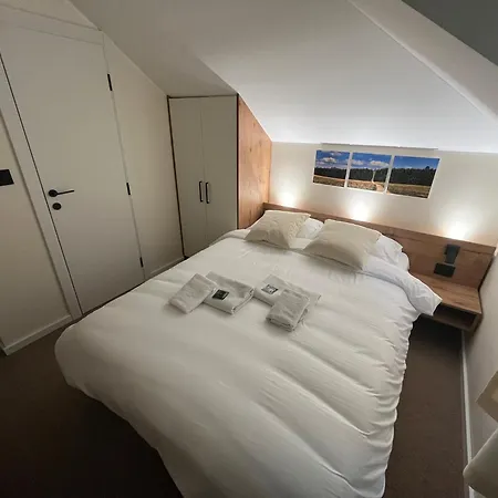 汽车旅馆 Lepo Mesto 3*