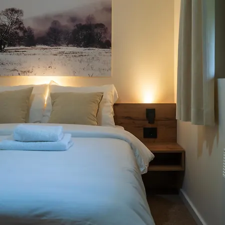 Motel Lisine Lepo Mesto & 3*