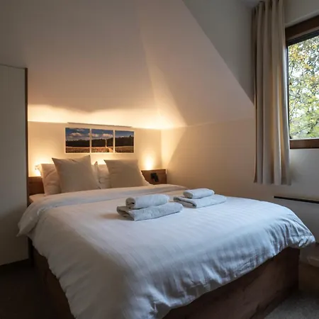 Lisine Lepo Mesto & 3* Strmosten