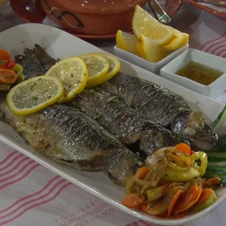 Lisine Lepo Mesto & 3* Strmosten