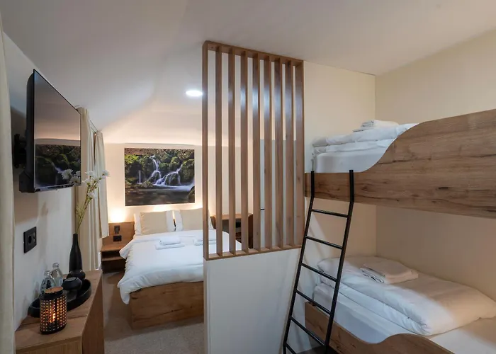 Lisine Lepo Mesto & Motel 3*